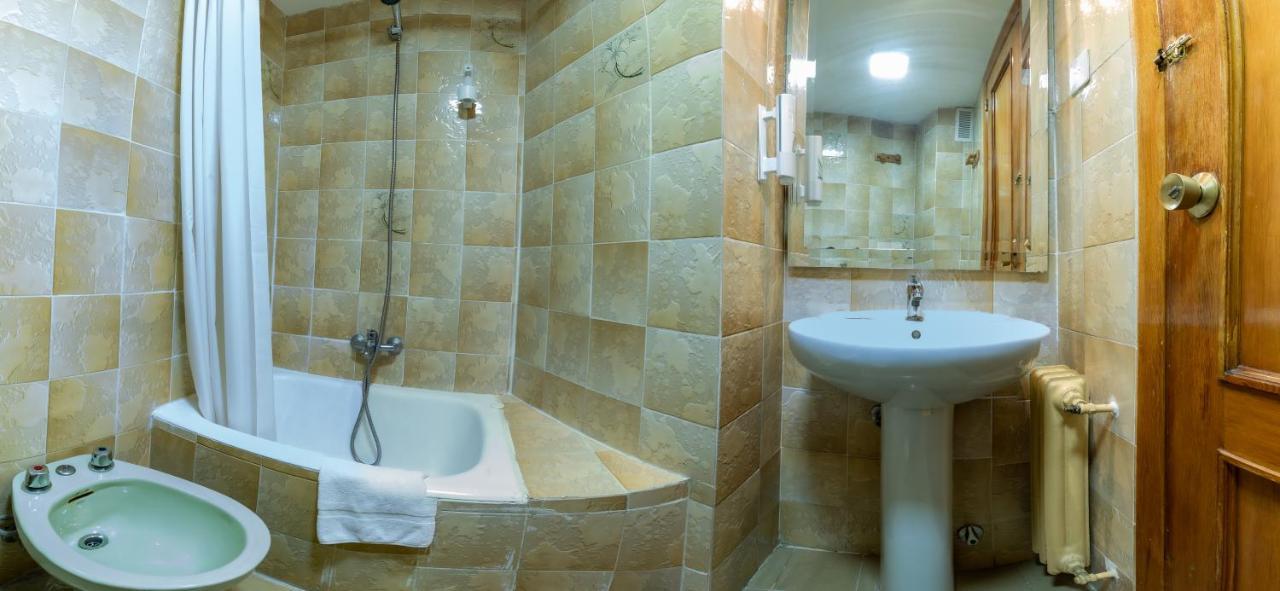 Casa De Huespedes Carabanchel By Vivere Stays Madrid Ngoại thất bức ảnh
