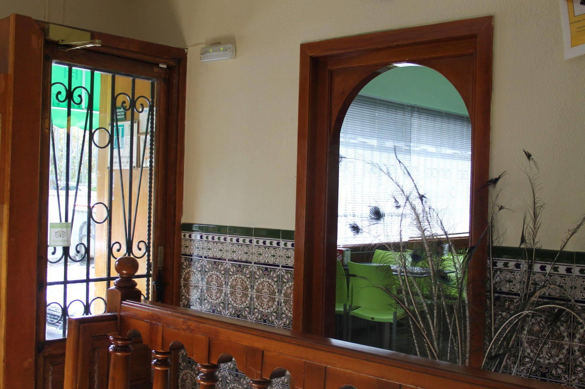 Casa De Huespedes Carabanchel By Vivere Stays Madrid Ngoại thất bức ảnh