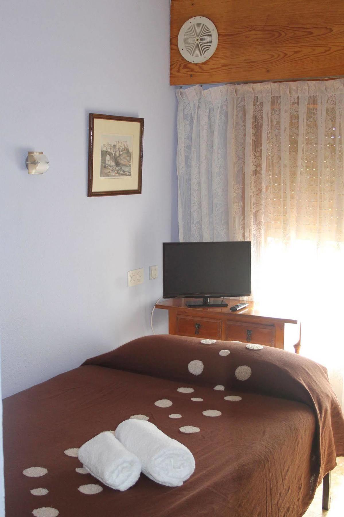 Casa De Huespedes Carabanchel By Vivere Stays Madrid Ngoại thất bức ảnh