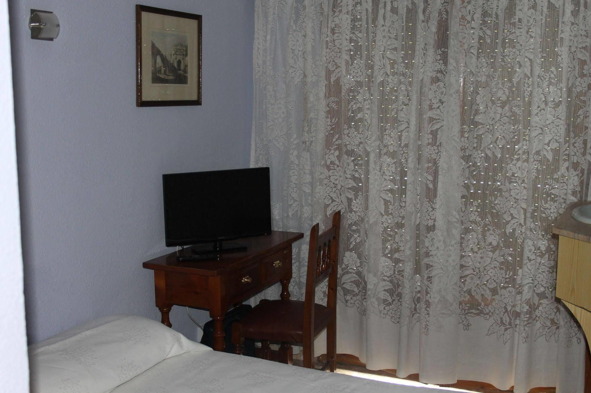 Casa De Huespedes Carabanchel By Vivere Stays Madrid Ngoại thất bức ảnh